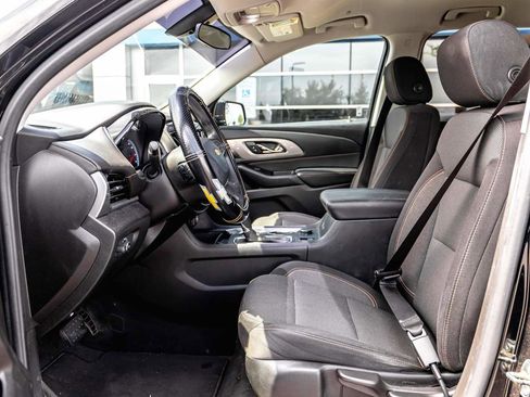 Used 2020 Chevrolet Traverse LS image 7