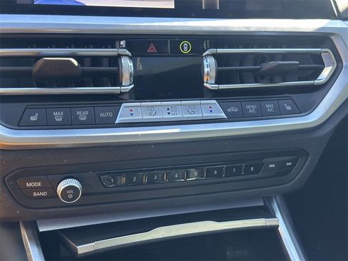 Used 2022 BMW 330i xDrive Sedan w/ M Sport Package image 24