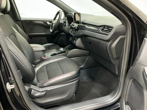 Used 2025 Ford Escape ST-Line AWD/4WD image 30