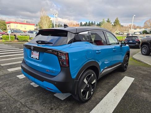 New 2026 Nissan Kicks SR w/ SR Premium Package image 6