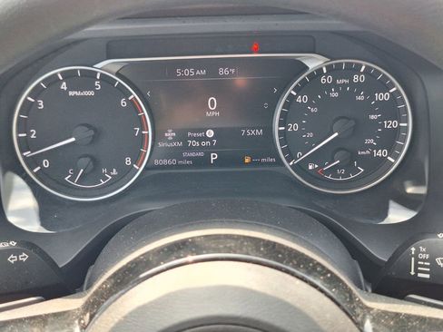Used 2021 Nissan Rogue SV FWD image 15