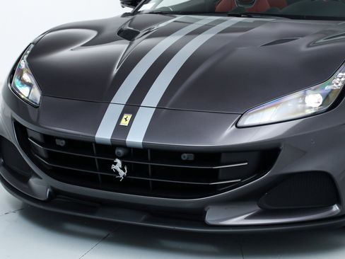 Certified 2023 Ferrari Portofino M image 16