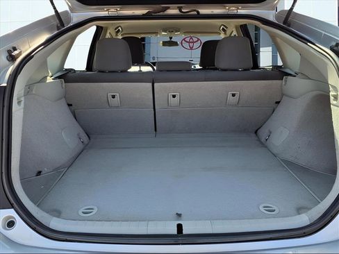 Used 2013 Toyota Prius Two image 5