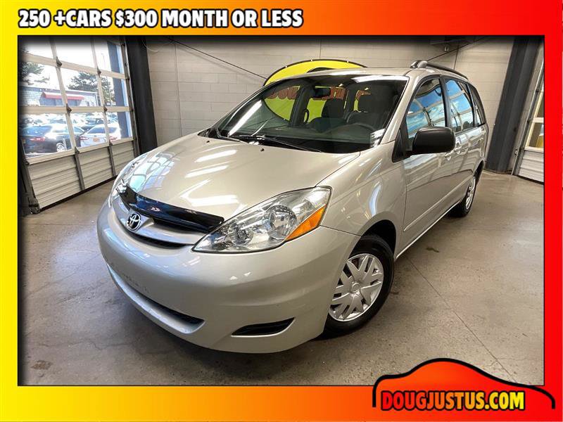 Used 2010 Toyota Sienna FWD image 1
