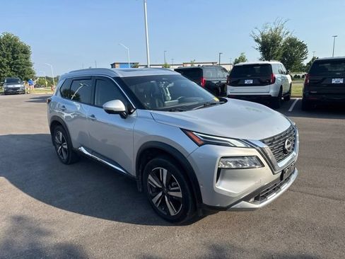 Used 2022 Nissan Rogue Platinum w/ Head-Up Display Package AWD/4WD image 1