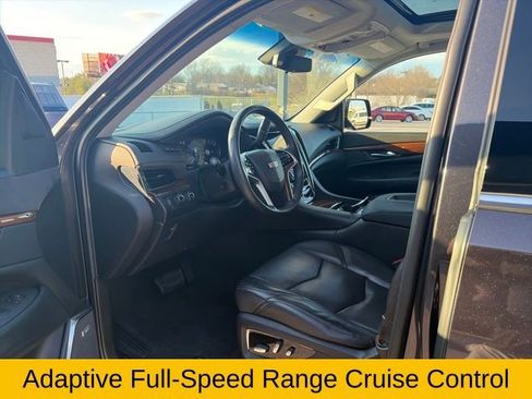 Used 2017 Cadillac Escalade ESV Premium Luxury image 23