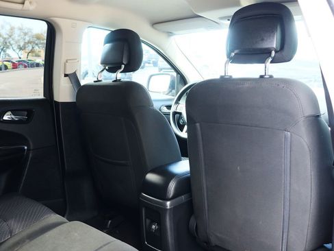 Used 2020 Dodge Journey SE w/ Blacktop Package image 29