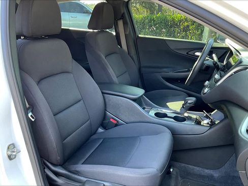 Certified 2022 Chevrolet Malibu RS image 7