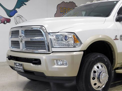 Used 2015 RAM 3500 Laramie Longhorn image 16