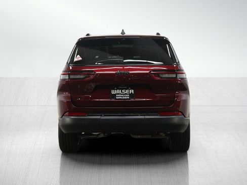 Used 2025 Jeep Grand Cherokee L Limited w/ Luxury Tech Group II AWD/4WD image 4