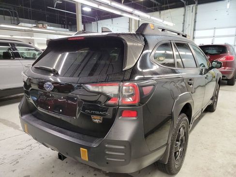 Used 2022 Subaru Outback Wilderness w/ Wilderness Package image 3