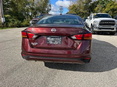 Used 2023 Nissan Altima 2.5 SV image 4