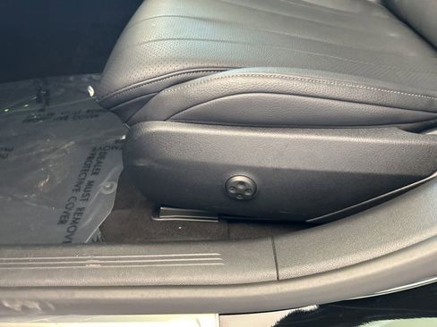 Used 2025 Mercedes-Benz E 350 4MATIC Sedan w/ Winter Package image 49