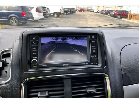 Used 2018 Dodge Grand Caravan GT FWD image 29