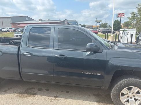 Used 2017 Chevrolet Silverado 1500 LT w/ All Star Edition AWD/4WD image 5