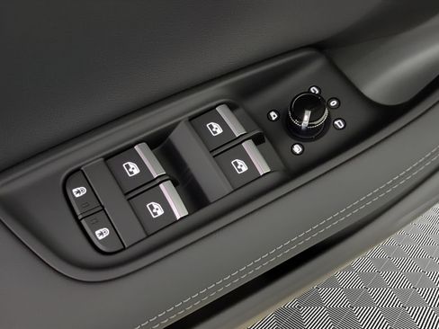 New 2026 Audi Q8 Premium Plus image 15