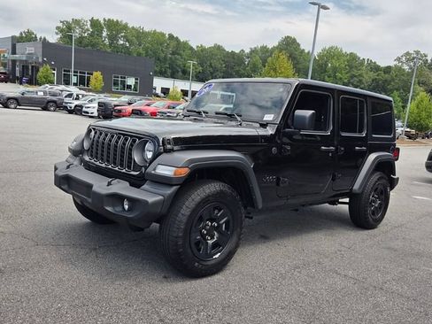 Used 2026 Jeep Wrangler Unlimited Sport AWD/4WD image 3