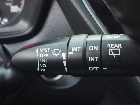 Used 2023 Toyota Corolla Cross LE w/ Moonroof Package FWD image 17