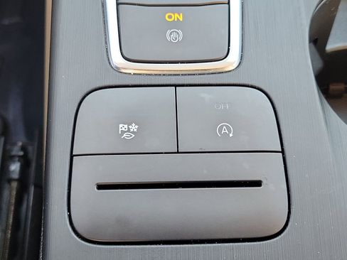Certified 2020 Ford Escape SEL AWD/4WD image 33