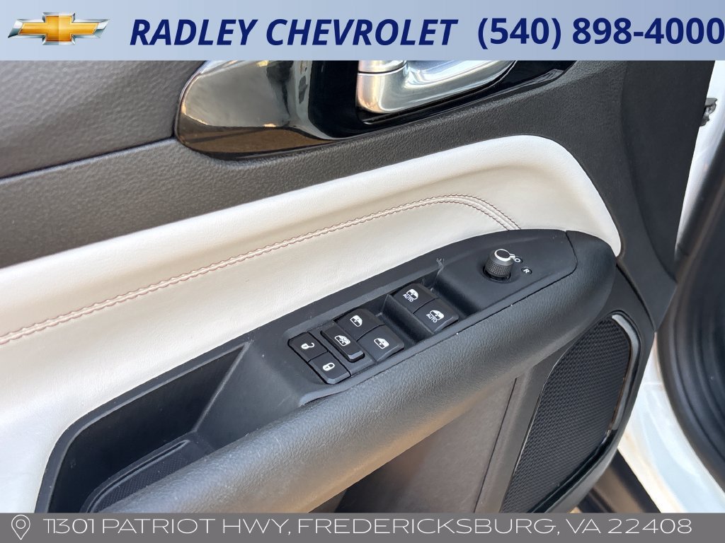 Used 2025 Jeep Compass Limited AWD/4WD image 5