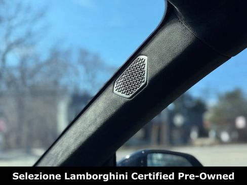 Used 2024 Lamborghini Urus S image 13