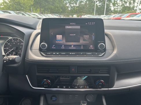 New 2026 Nissan Rogue SV FWD image 10