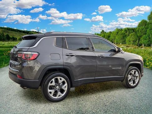 Used 2019 Jeep Compass Limited AWD/4WD image 6