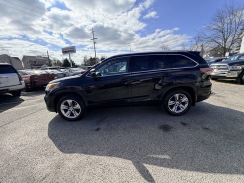 Used 2014 Toyota Highlander Limited image 36