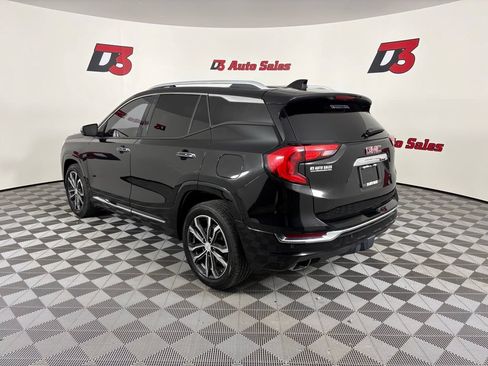 Used 2018 GMC Terrain Denali w/ Advanced Safety Package FWD image 5