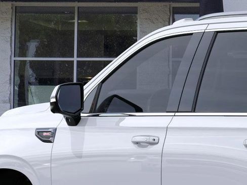 New 2026 GMC Yukon AT4 Ultimate image 12