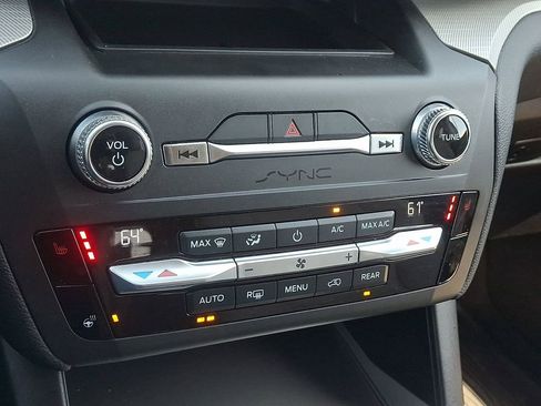 Certified 2020 Ford Explorer XLT w/ Equipment Group 202A AWD/4WD image 16