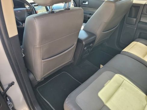 Used 2018 Ford Flex SEL w/ Equipment Group 202A FWD image 12