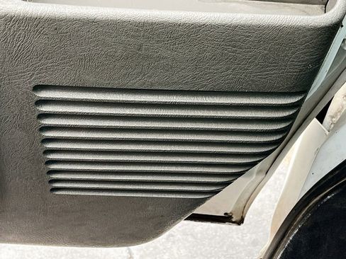 Used 2024 GMC Savana 2500 Work Van w/ Driver Convenience Package image 18