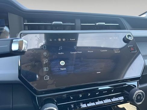 New 2027 Chevrolet Bolt LT w/ Comfort Package FWD image 19