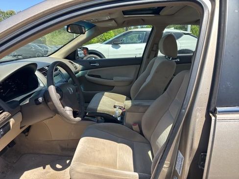 Used 2006 Honda Accord EX image 8