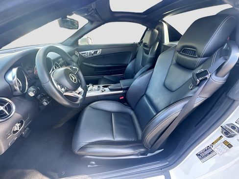 Used 2019 Mercedes-Benz SLC 300 image 20