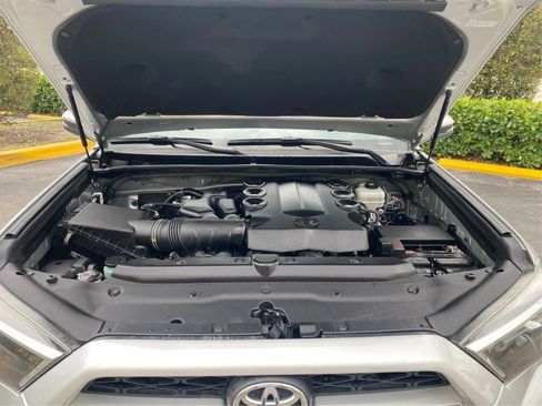 Used 2018 Toyota 4Runner Limited image 11