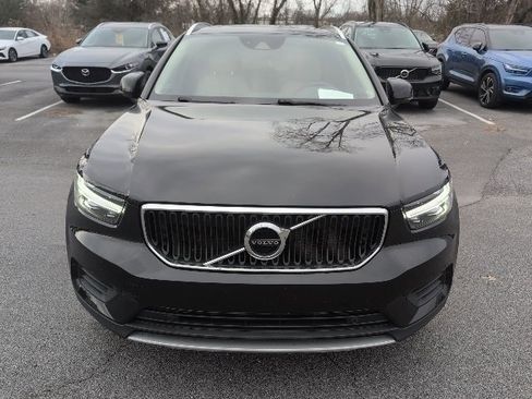 Used 2020 Volvo XC40 T5 Momentum w/ Protection Package Premier image 1