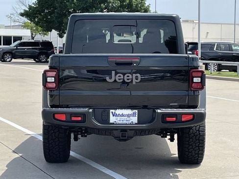 Used 2026 Jeep Gladiator Rubicon AWD/4WD image 5