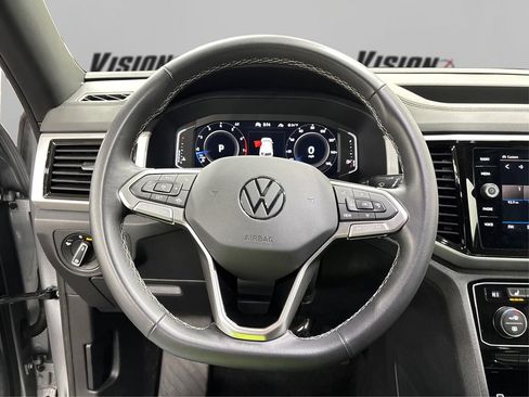 Used 2022 Volkswagen Atlas Cross Sport SE image 26