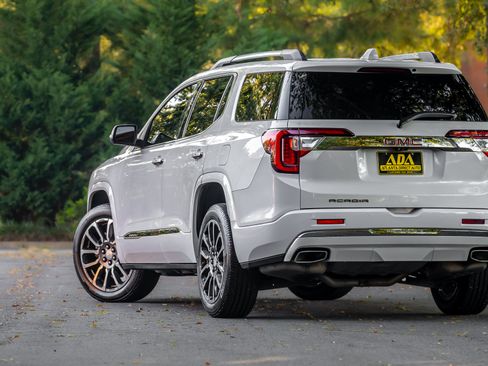 Used 2021 GMC Acadia Denali w/ Denali Technology Package FWD image 29