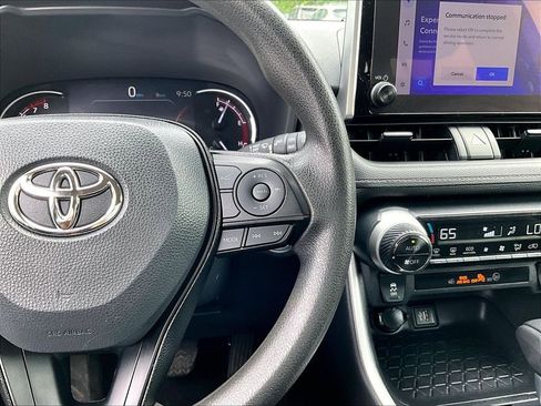 Certified 2024 Toyota RAV4 XLE FWD image 23