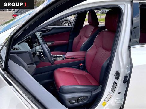 Used 2023 Lexus NX 250 FWD w/ Towing Package (2000 Lbs) image 7