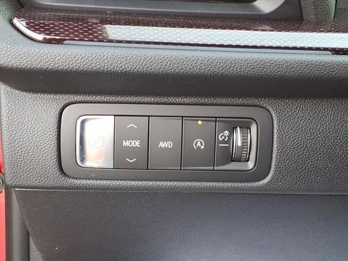 New 2026 Chevrolet Traverse Z71 w/ Driver Confidence Package image 18