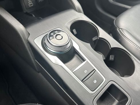 Certified 2025 Ford Escape Platinum image 22