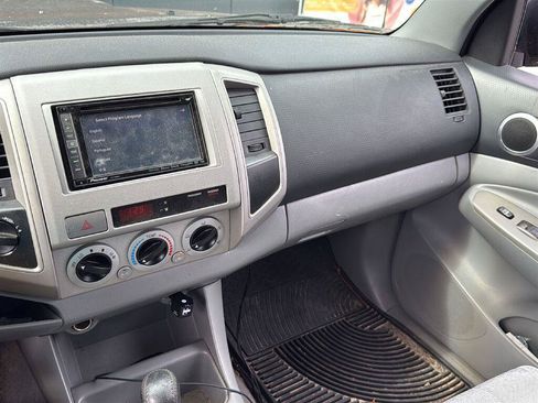 Used 2005 Toyota Tacoma 4x4 Double Cab w/ TRD Sport Pkg #2 image 18