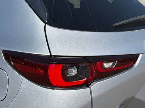 Used 2023 MAZDA CX-5 AWD 2.5 S w/ Select Package image 16