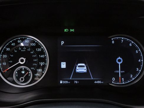 Certified 2026 Genesis G70 2.5T AWD/4WD image 18