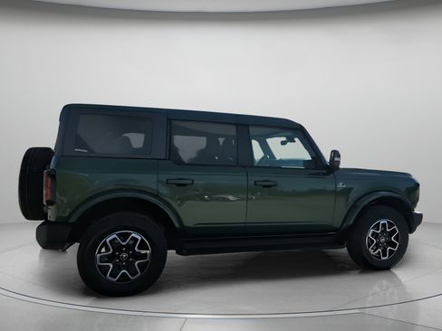 Certified 2025 Ford Bronco Outer Banks image 30