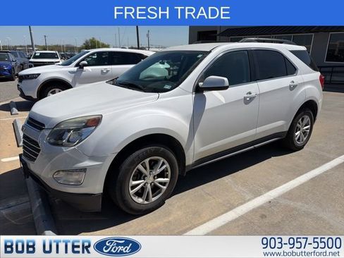 Used 2017 Chevrolet Equinox LT w/ Convenience Package image 1